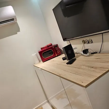 Roland Downtown- Parliament Apartman *